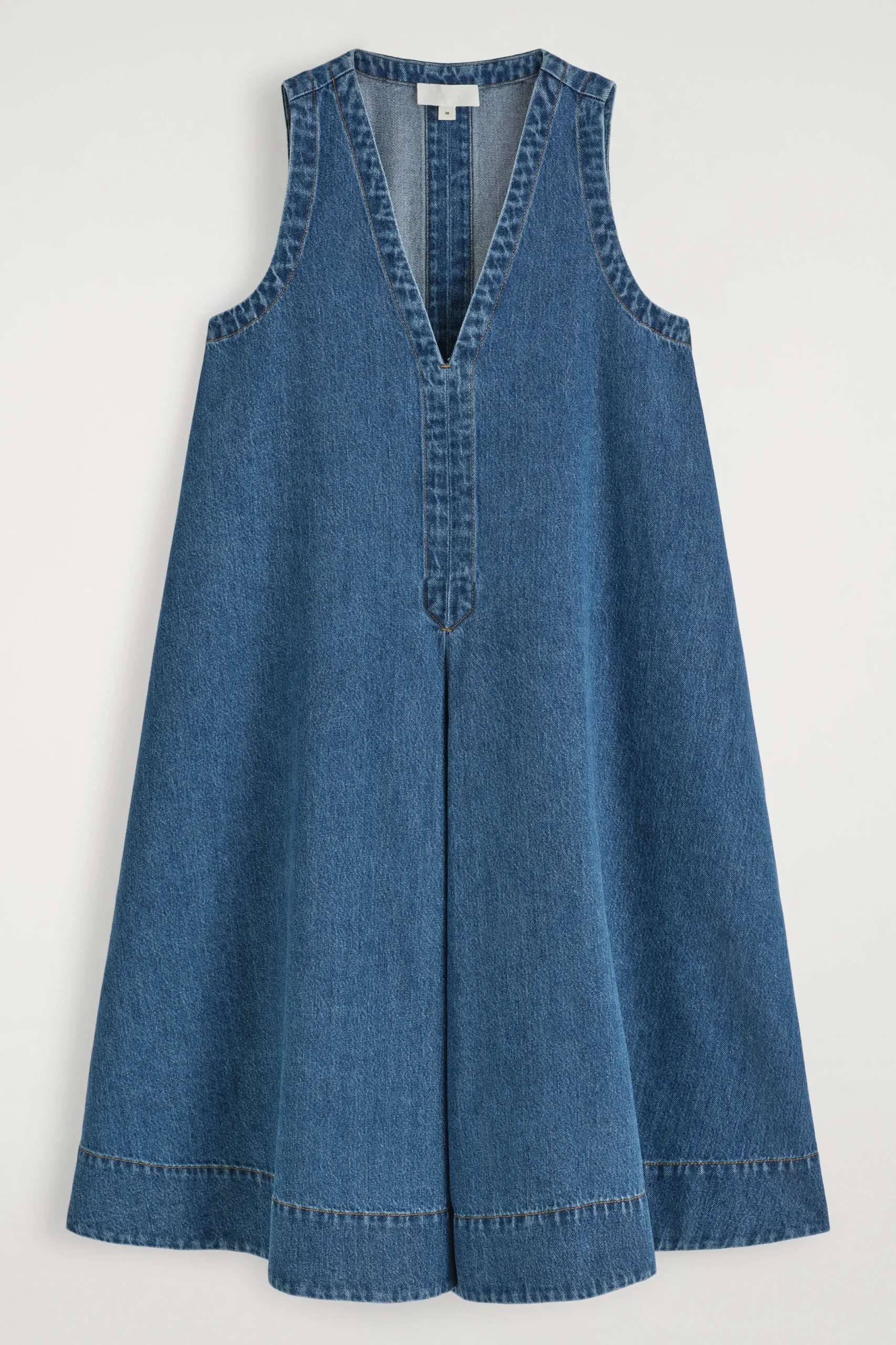 COS Nyheter | Utvald Denim*A-LINJESKUREN MINIKLÄNNING I DENIM