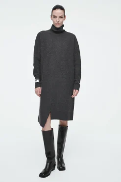 COS Stickat | Klänningar & Jumpsuits*ASYMMETRIC MERINO WOOL DRESS
