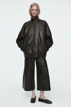 COS Byxor | Matchande Set*BARREL-LEG CULOTTES I LÄDER