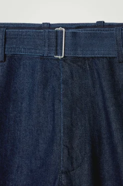 COS Jeans | Byxor*BYXOR I DENIM MED BÄLTE & RAKA BEN