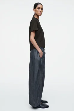 COS Byxor | Matchande Set*BYXOR I DENIM MED CYLINDERBEN OCH DRAGSKO