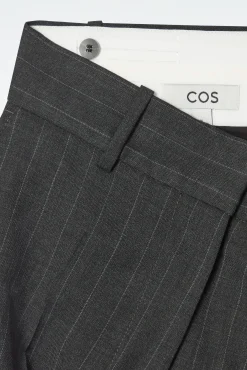 COS Byxor*BYXOR I ULL MED KRITSTRECKSRÄNDER OCH VIDA BEN