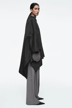 COS Jackor & Kappor | Stickat*CAPE I DUBBELSIDIG MERINOULL