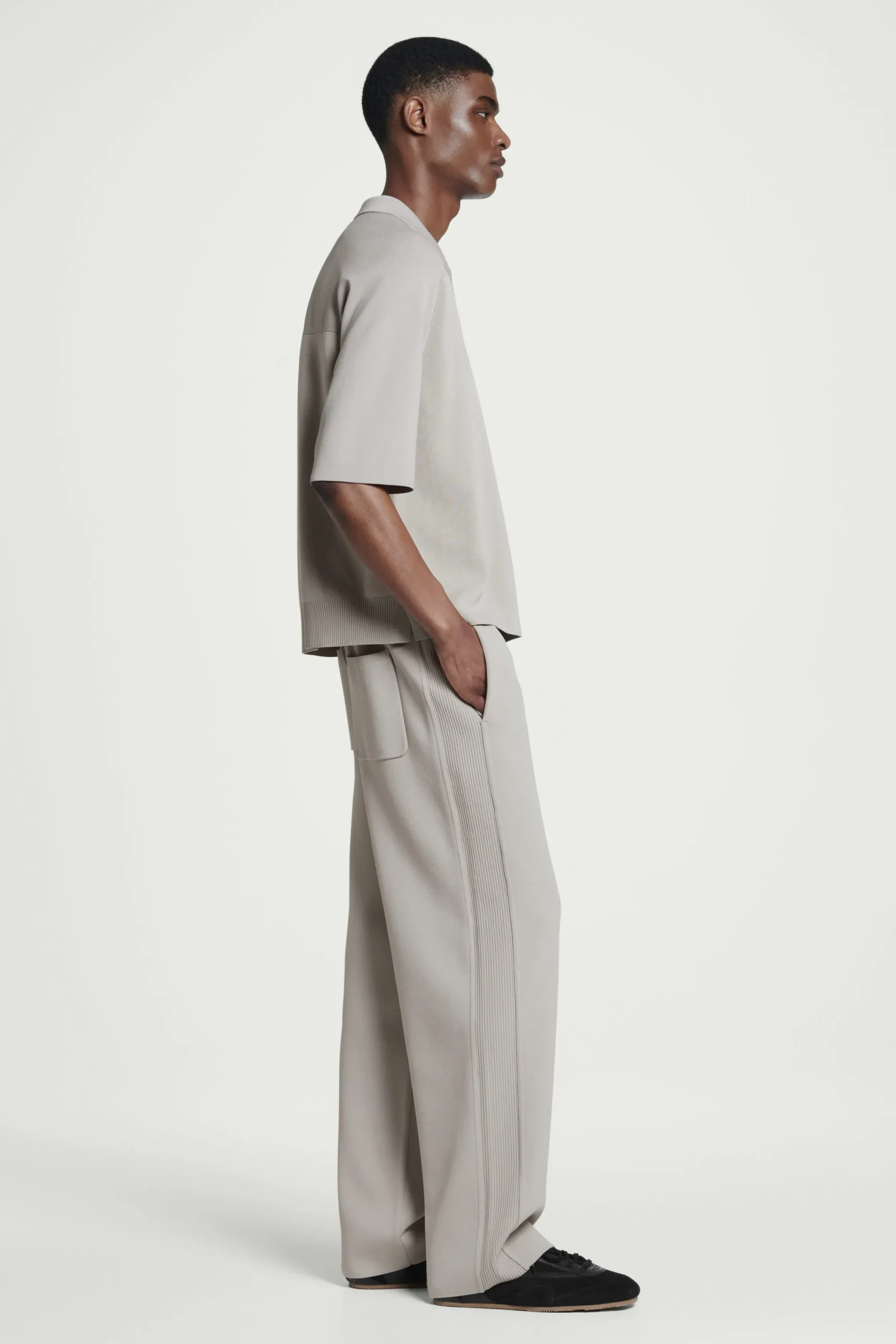 COS Matchande Set | Pikétröjor*COLOURBLOCK DOUBLEFACED POLO SHIRT