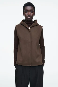 COS Jackor & Kappor*DUBBELSIDIG HYBRIDVÄST MED LUVA