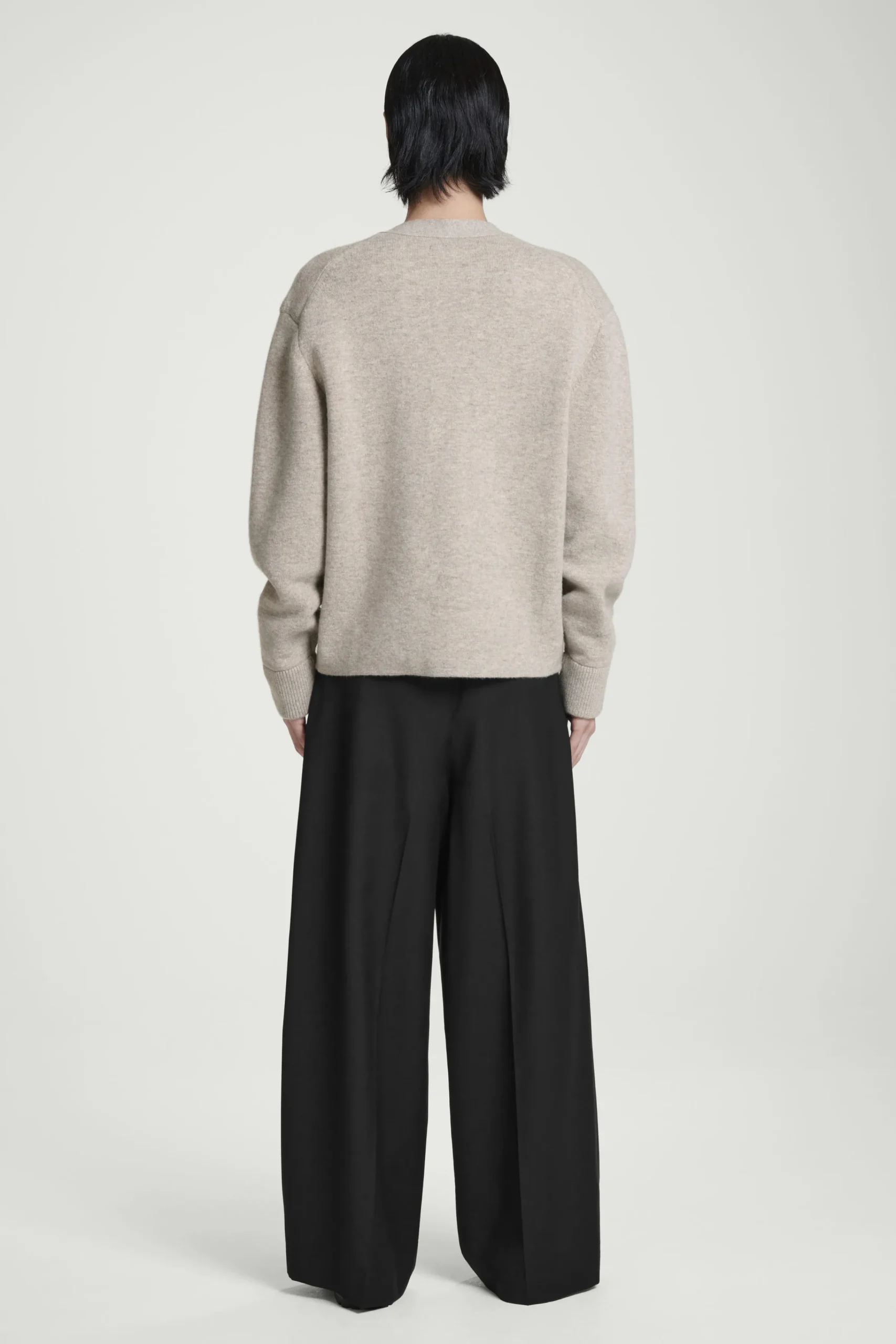 COS Stickat*DUBBELSIDIG V-RINGAD CARDIGAN I ULL