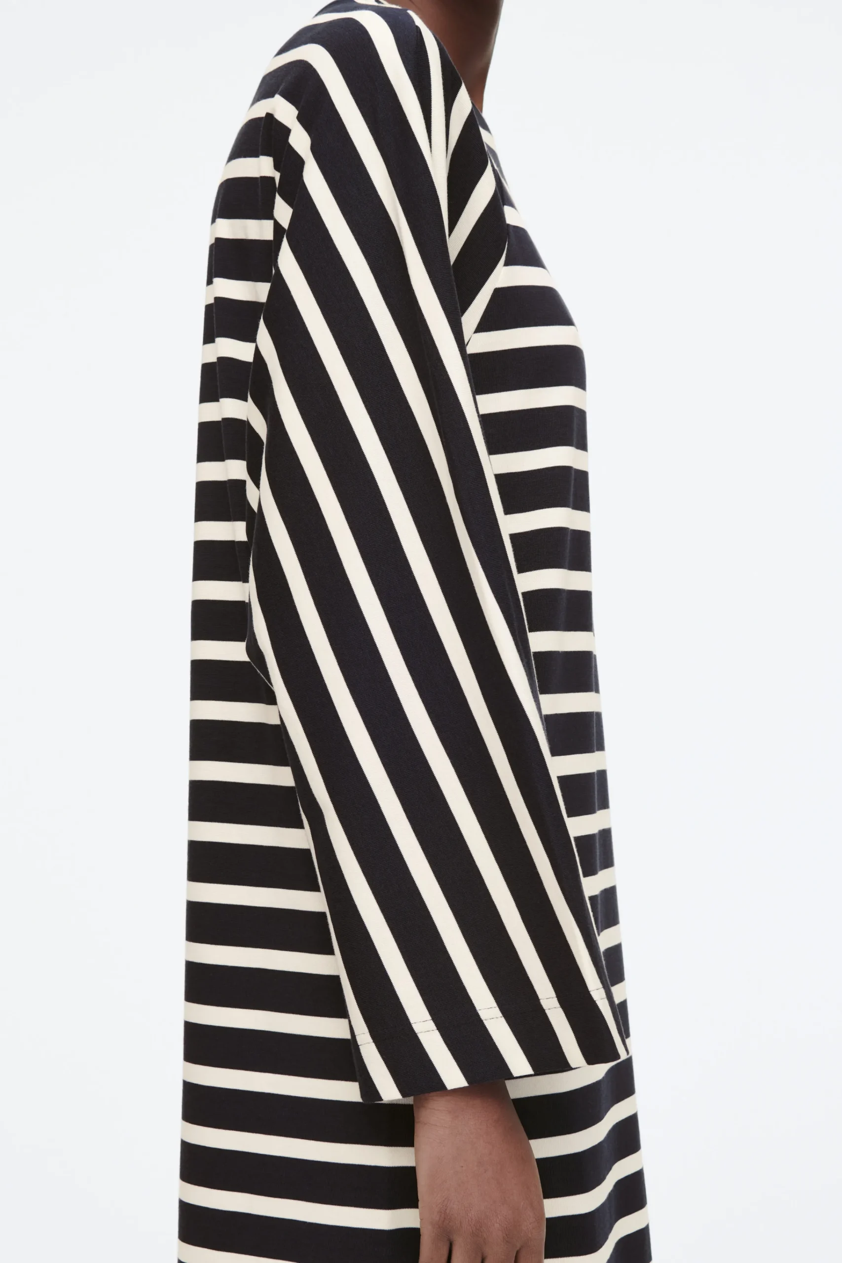 COS Klänningar & Jumpsuits*JERSEY MIDI COLUMN DRESS