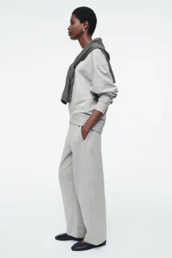 COS Byxor | Matchande Set*JOGGERS MED CYLINDERBEN