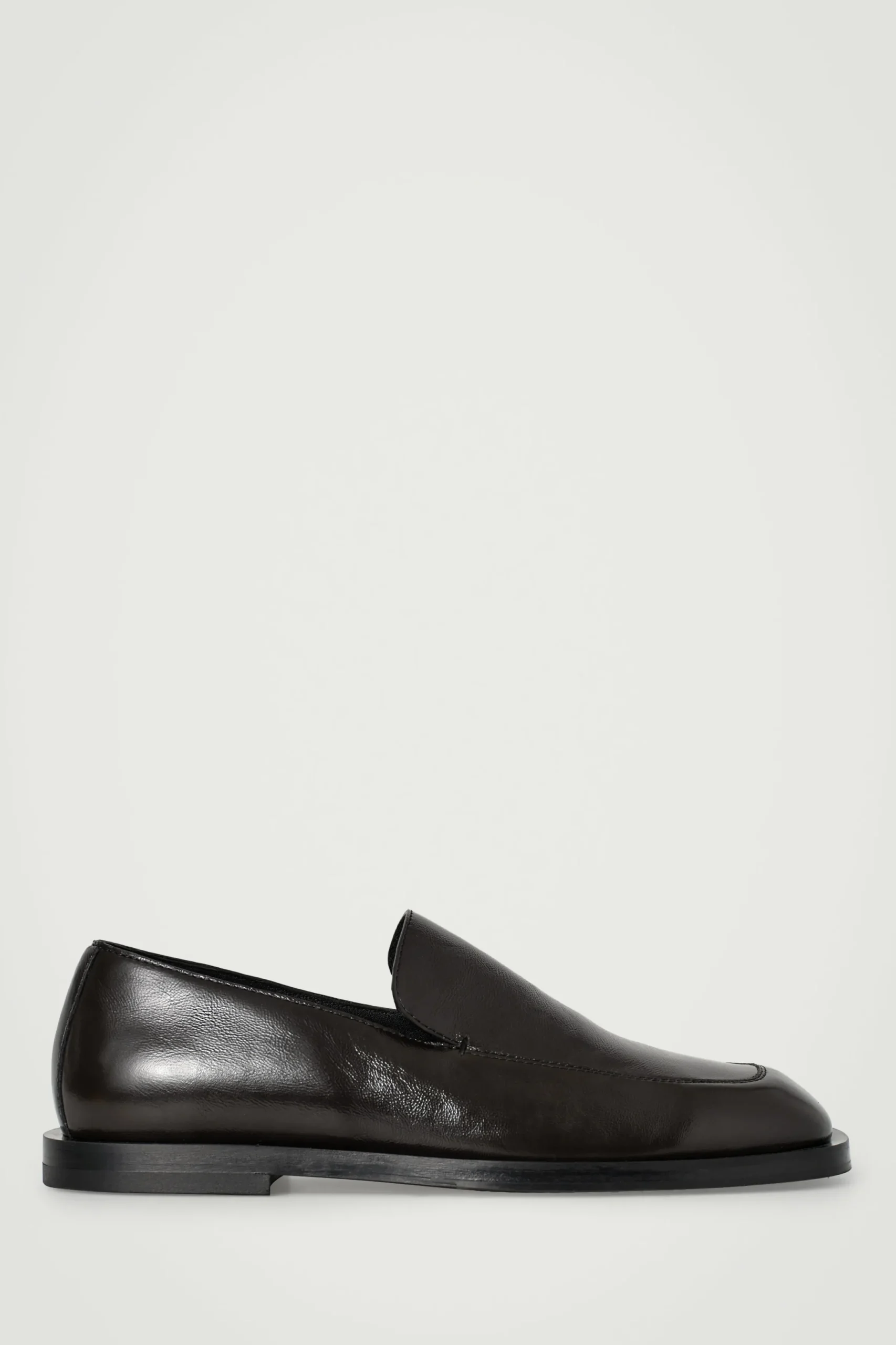 COS Skor | Ss25 Runway*KLASSISKA LOAFERS I LÄDER