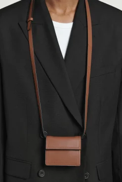 COS Små Lädervaror | Väskor & Plånböcker*MINI CROSSBODY POUCH LEATHER