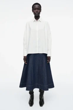 COS Skjortor & Blusar | Toppar*OVERSIZE BOMULLSSKJORTA MED VECK BAK
