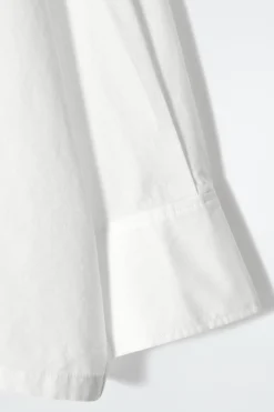 COS Skjortor & Blusar | Toppar*OVERSIZE BOMULLSSKJORTA MED VECK BAK