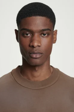 COS T-shirts*OVERSIZE-T-SHIRT MED HÖG KRAGE I TVÄTTAD JERSEY