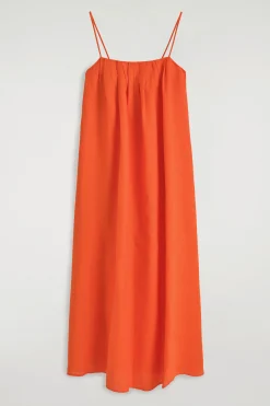 COS Klänningar & Jumpsuits | Nyheter*PLISSERAD MAXIKLÄNNING I LINNE
