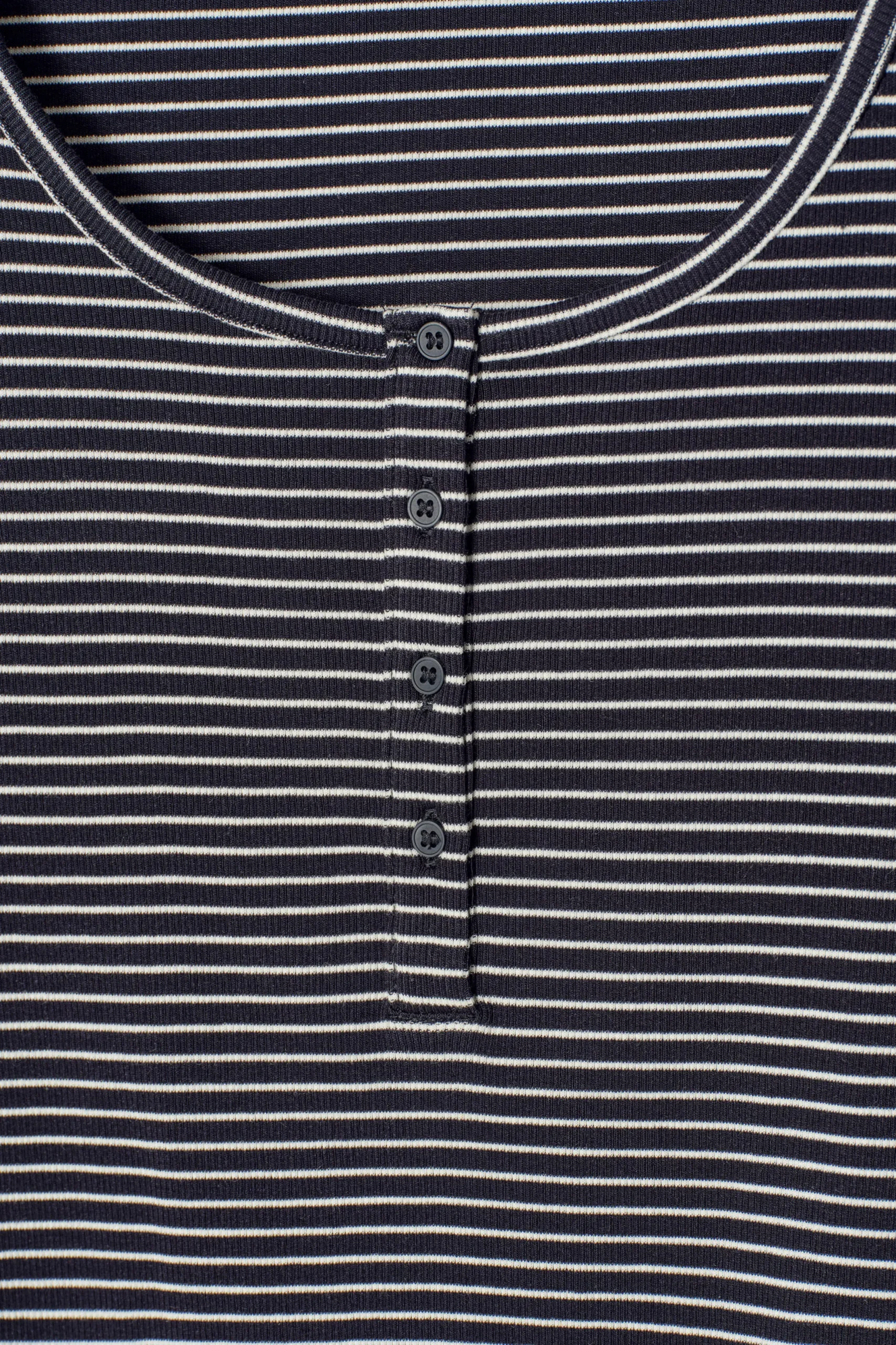 COS T-shirts | Toppar*RIBBAD HENLEY T-SHIRT