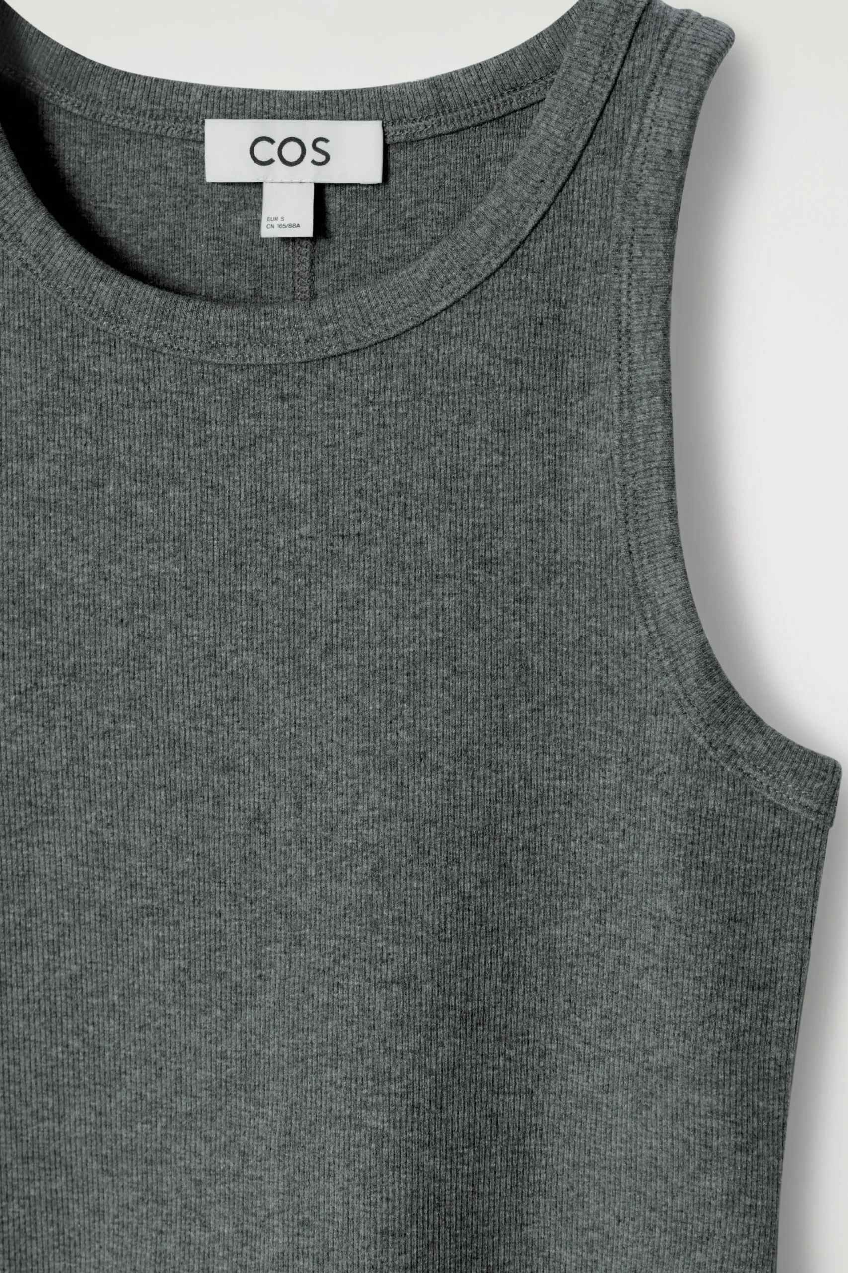 COS T-shirts | Toppar*RIBBAT LINNE