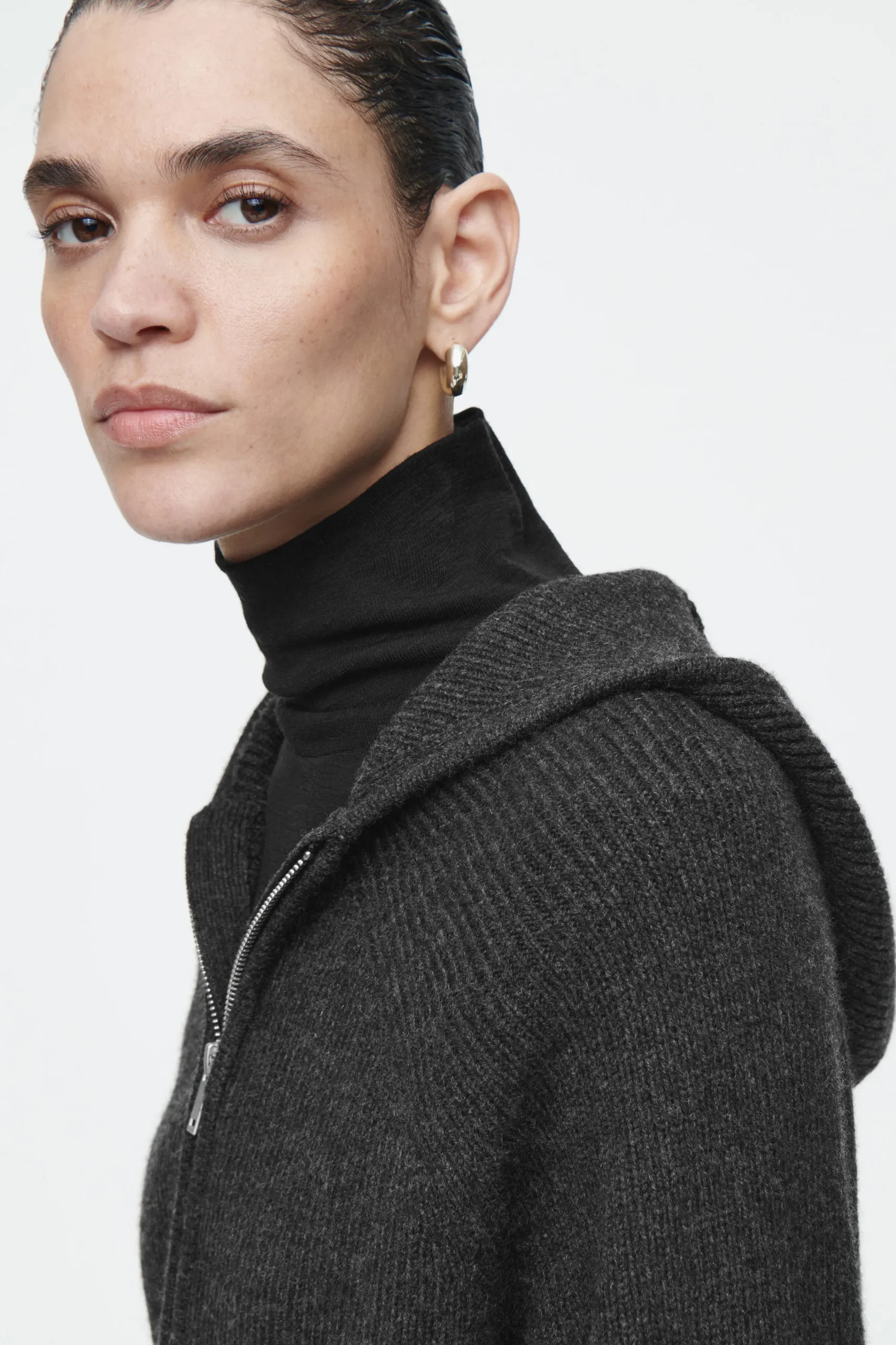 COS Stickat*RIBBED MERINO WOOL HOODED JACKET