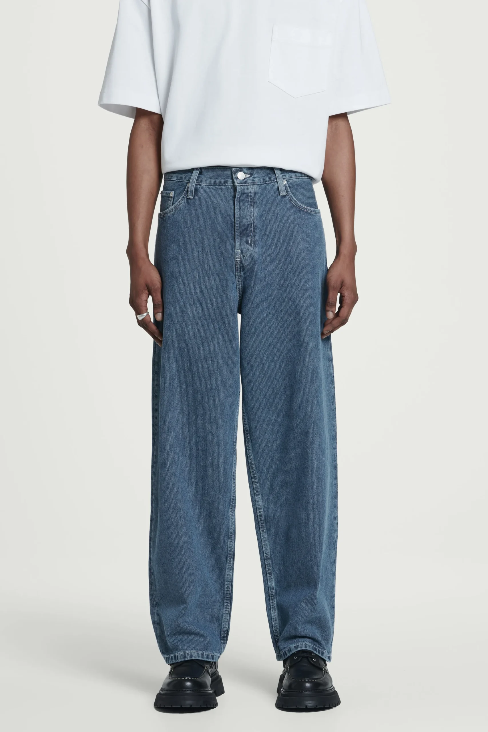 COS Jeans | Byxor*RIDER JEANS MED RAKA BEN