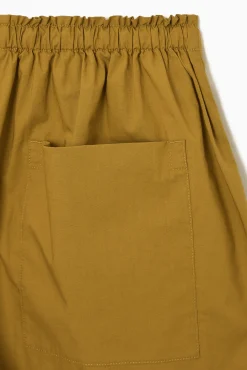 COS Shorts | Byxor*SHORTS MED RYNKNING OCH DRAGSKO