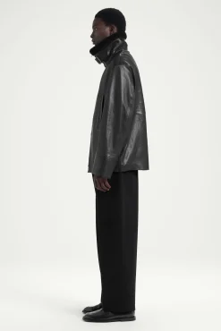 COS Jackor & Kappor*SKINNJACKA MED SHEARLINGDETALJER