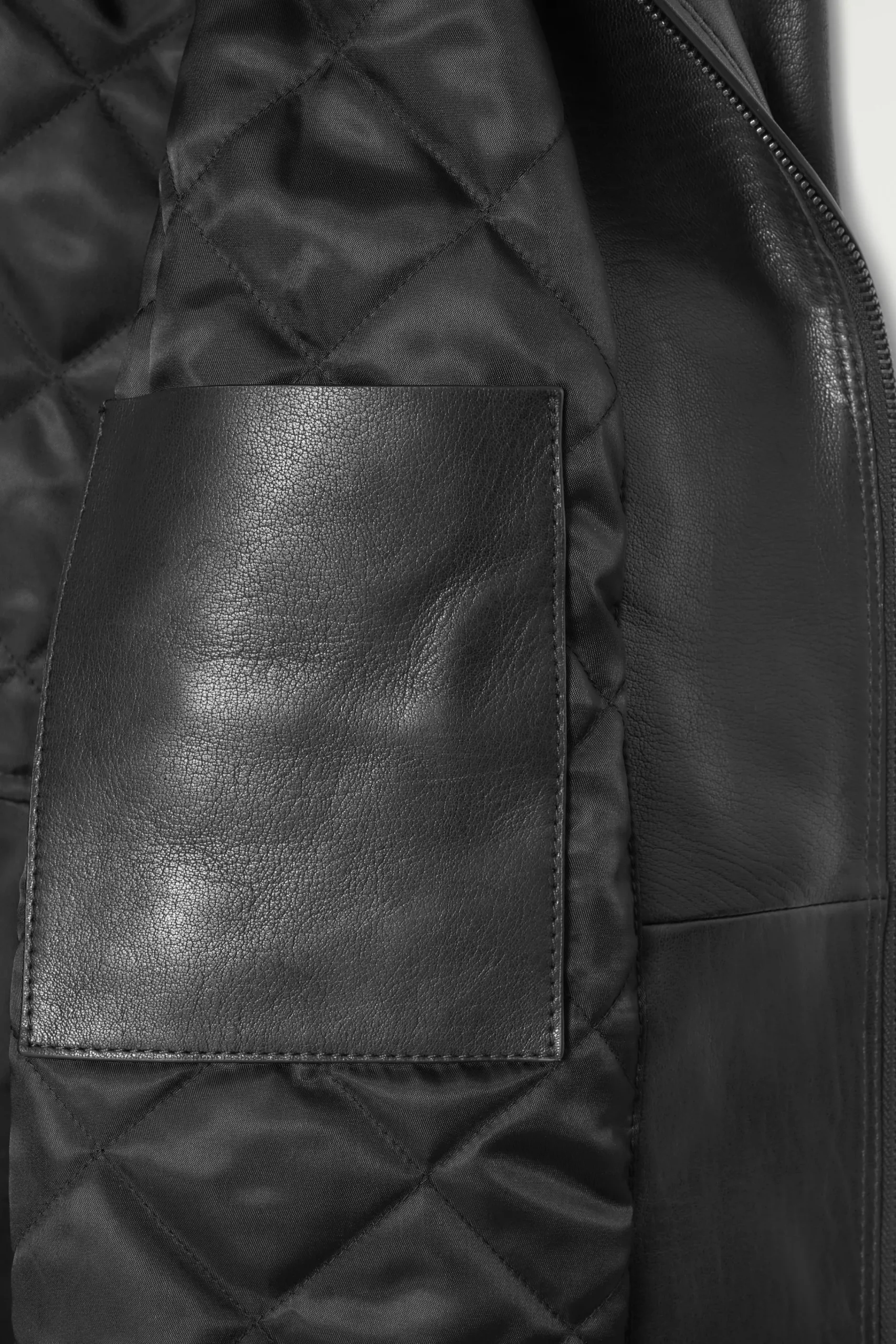 COS Jackor & Kappor*SKINNJACKA MED SHEARLINGDETALJER