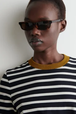 COS T-shirts | Toppar*STILRENT SKUREN LÅNGÄRMAD T-SHIRT
