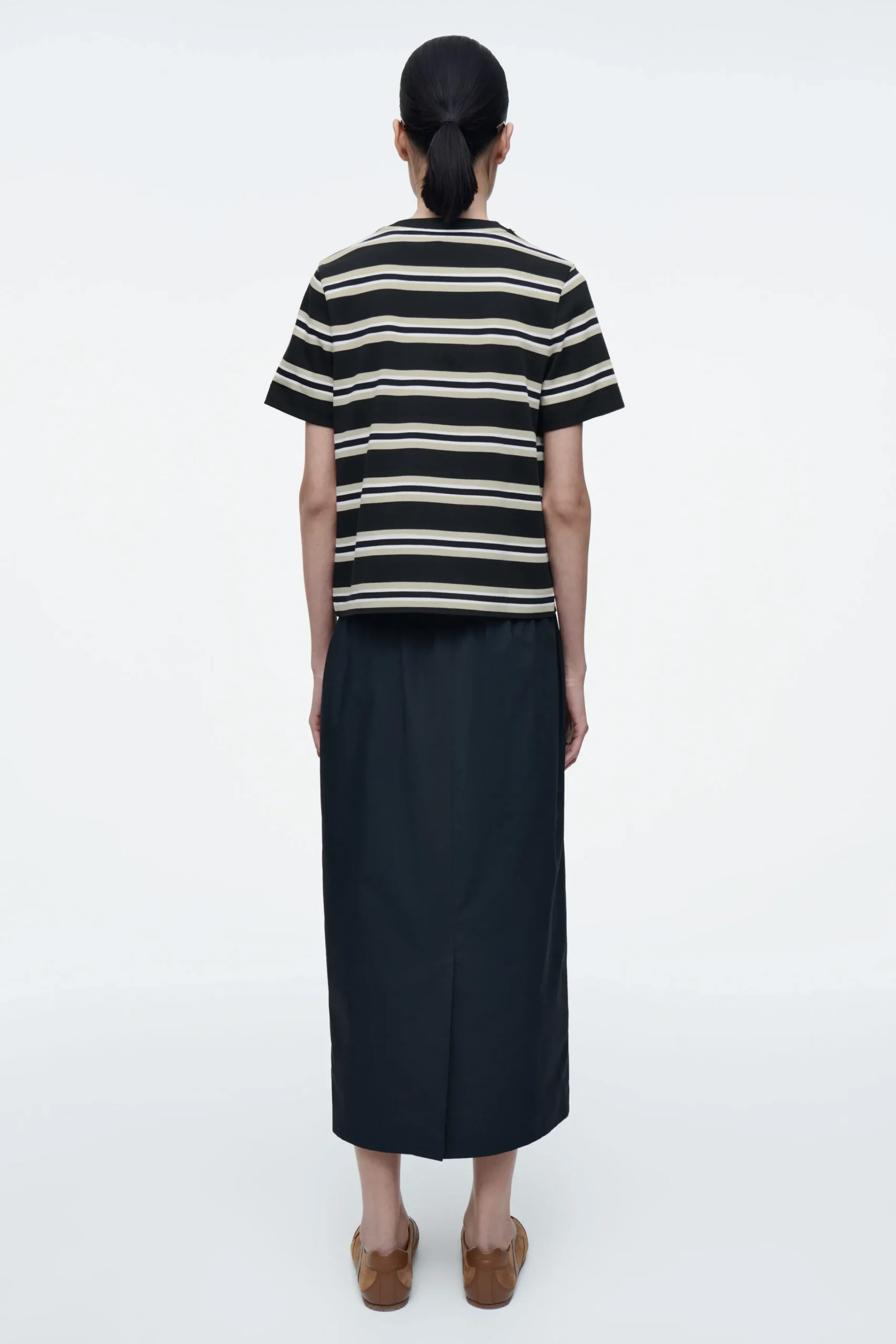 COS T-shirts | Toppar*STILRENT SKUREN T-SHIRT