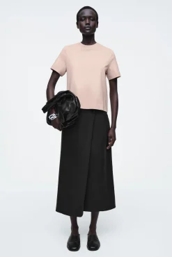 COS T-shirts | Toppar*STILRENT SKUREN T-SHIRT