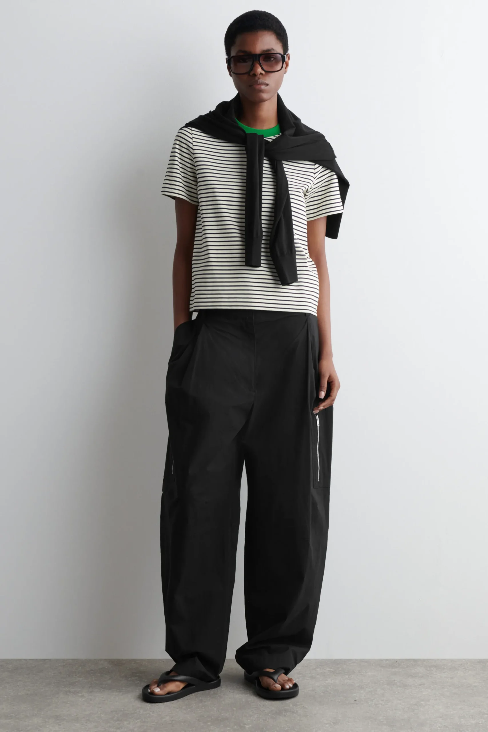 COS T-shirts | Toppar*STILRENT SKUREN T-SHIRT