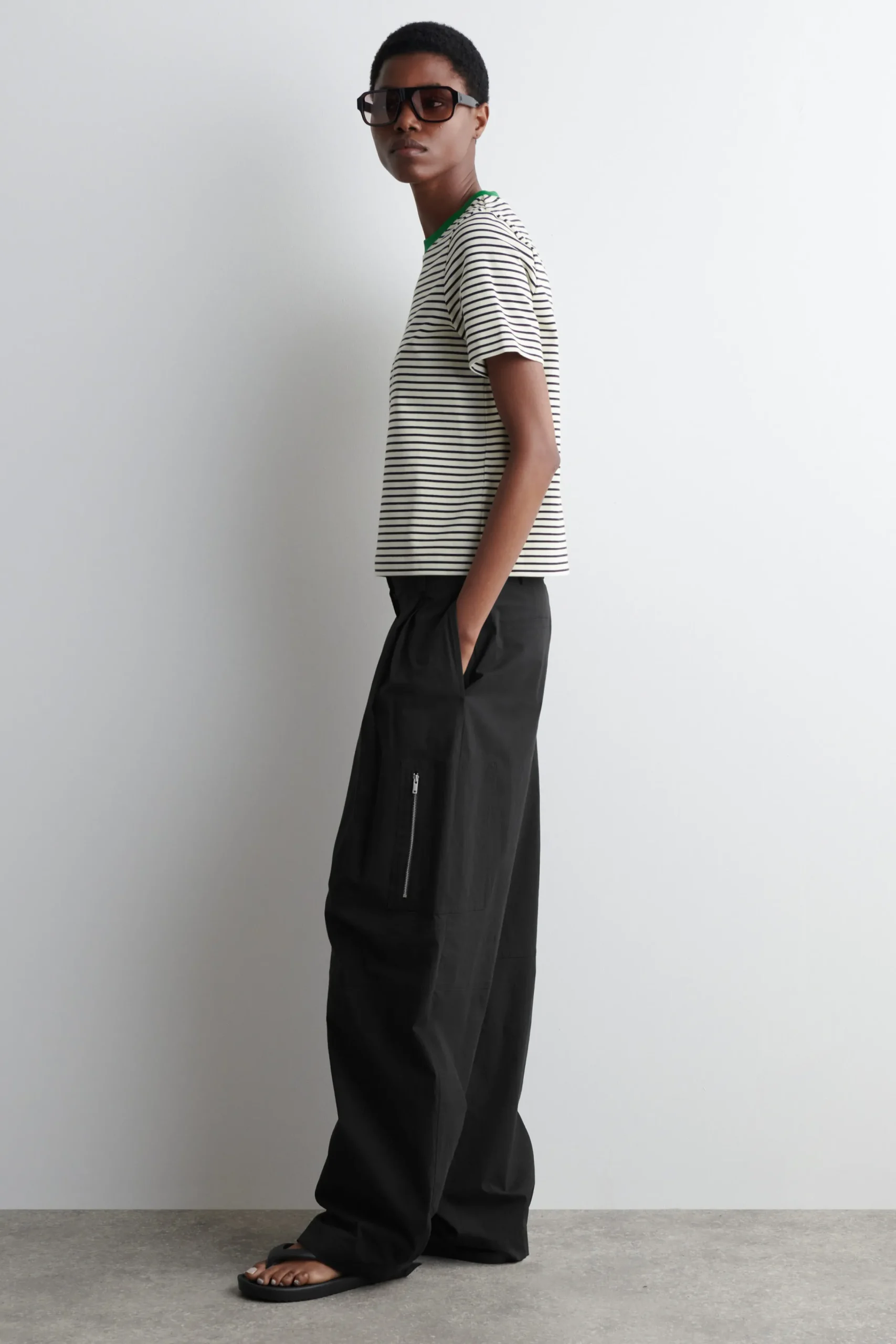 COS T-shirts | Toppar*STILRENT SKUREN T-SHIRT
