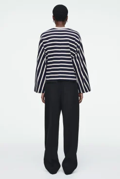COS Toppar*STRUKTURERAD LÅNGÄRMAD T-SHIRT