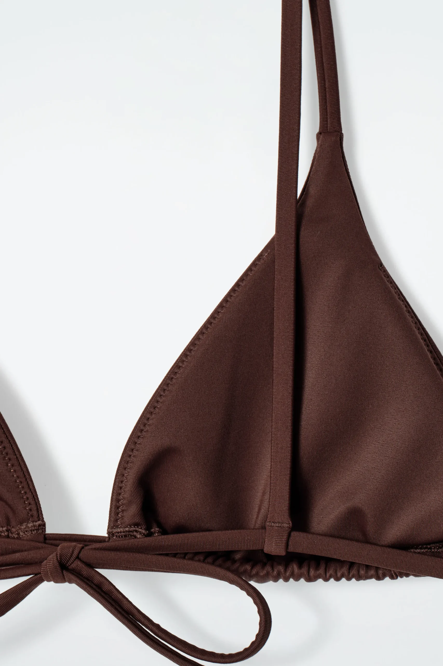 COS Badkläder | Semesterstilar*TREKANTIG BIKINI-BH