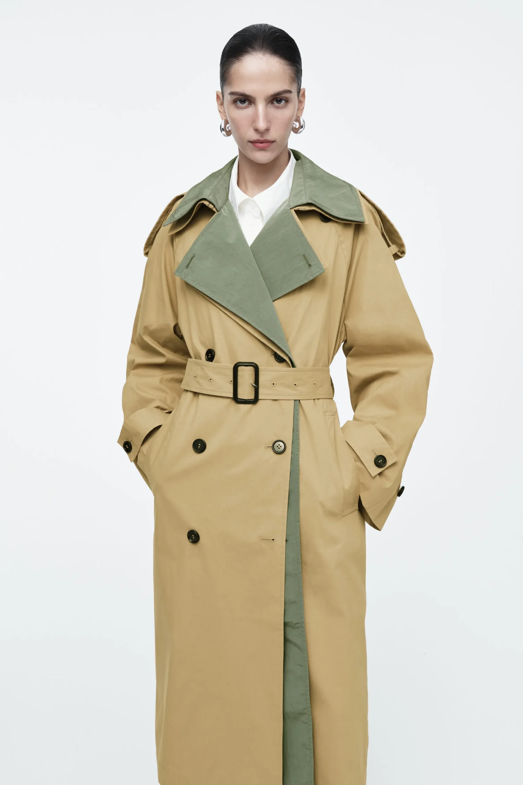 COS Jackor & Kappor*TRENCHCOAT MED FLERA LAGER OCH DUBBELKNÄPPNING