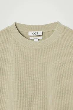 COS T-shirts*T-SHIRT I BOMULLSJERSEY MED VÅFFLAD TEXTUR
