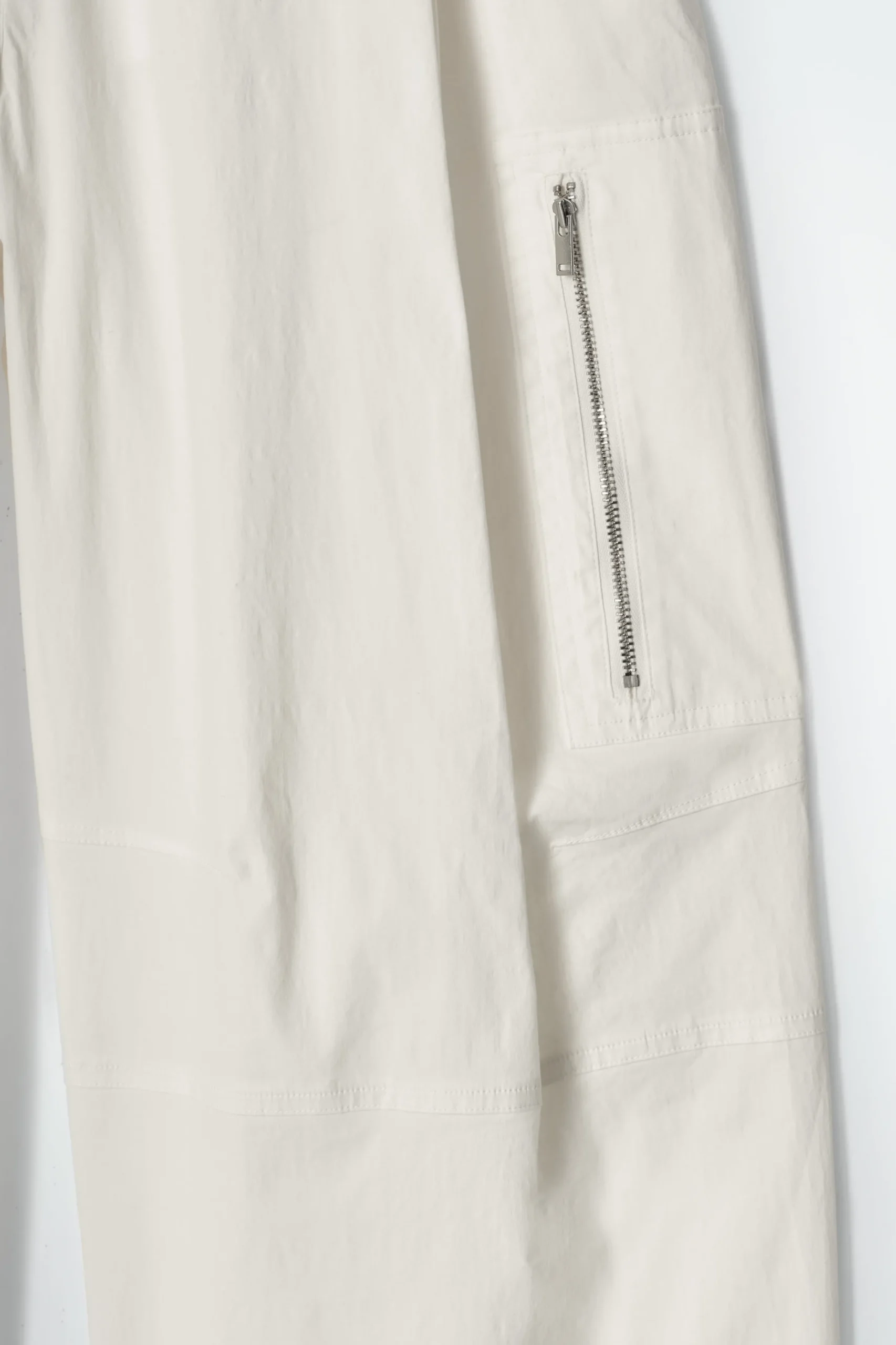 COS Byxor*UTILITY CARGOBYXOR MED BARREL-LEGS