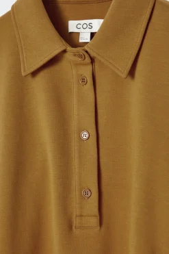 COS T-shirts | Toppar*UTSVÄNGD PIKÉTRÖJA I BOMULLSJERSEY