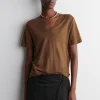 COS T-shirts | Toppar*V-RINGAD T-SHIRT I LINNE