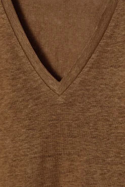 COS T-shirts | Toppar*V-RINGAD T-SHIRT I LINNE